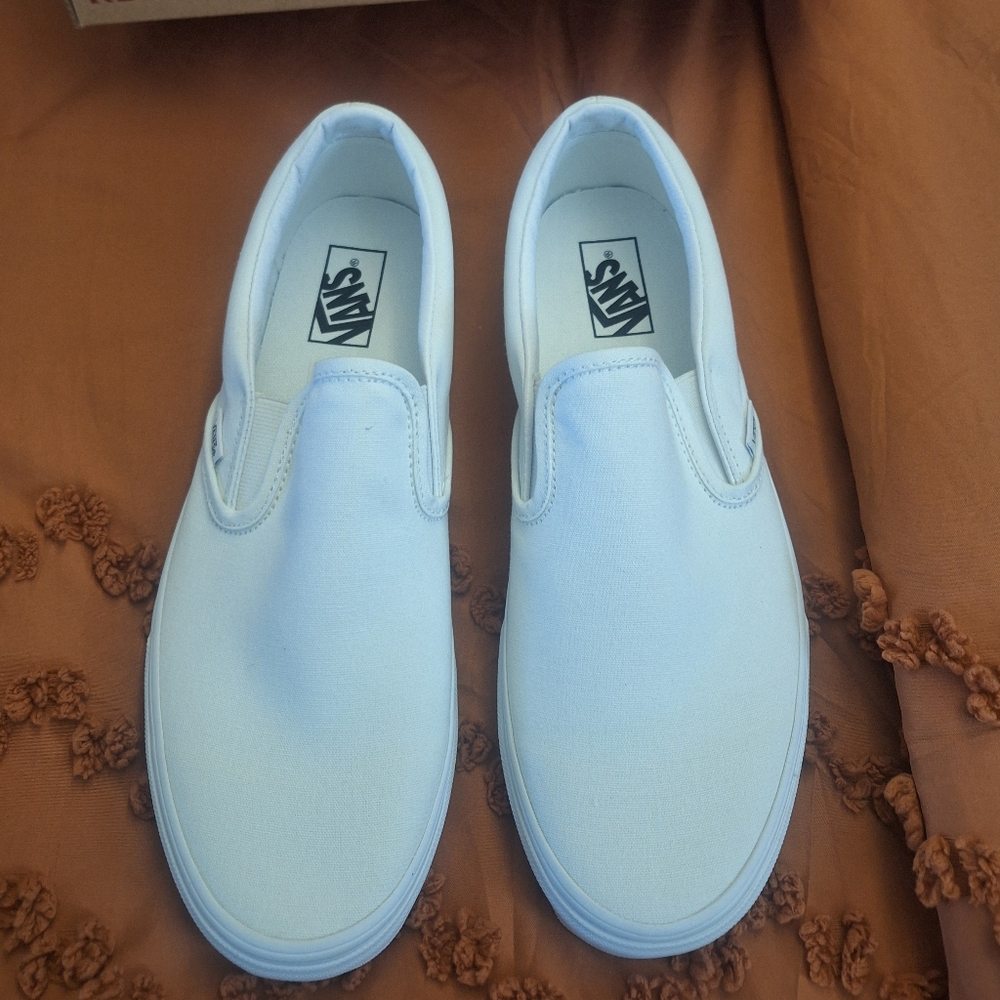 Vans Classic White Slip-On
